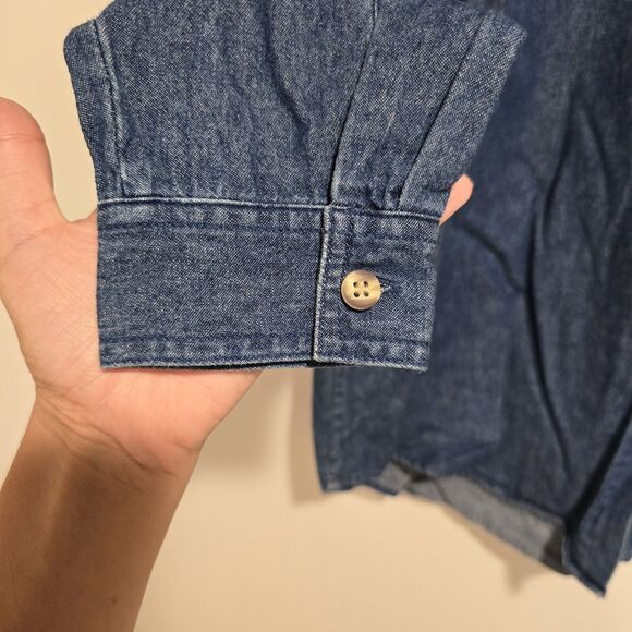 Vintage Casey and Max Denim Shirt Christmas Womens Medium Embroidered Reindeer - Picture 5 of 8